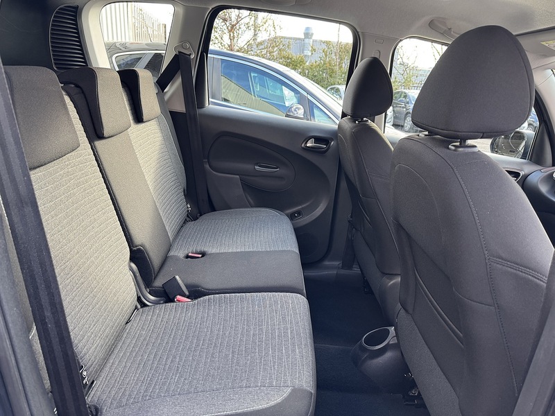 Used Citroen C3 Picasso 2016 for sale - 76392281: Photo 30