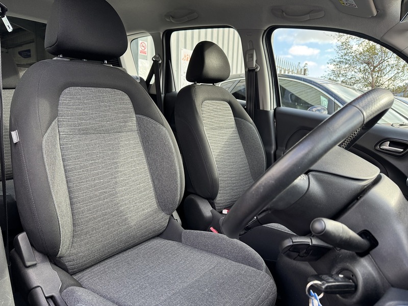 Used Citroen C3 Picasso 2016 for sale - 76392281: Photo 32