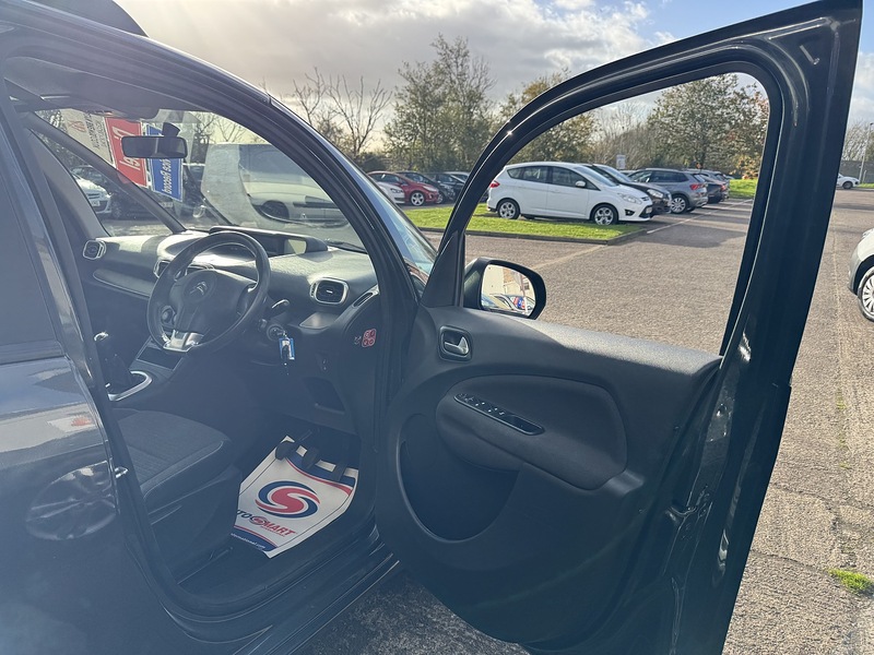 Used Citroen C3 Picasso 2016 for sale - 76392281: Photo 50