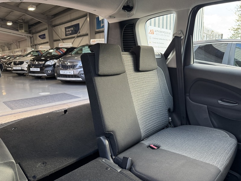 Used Citroen C3 Picasso 2016 for sale - 76392281: Photo 59