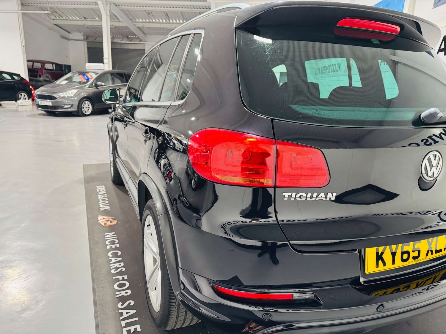 Used Volkswagen Tiguan 2015 for sale - 77717750: Photo 10