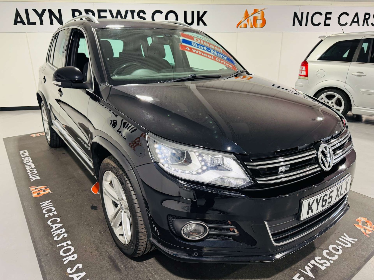 Used Volkswagen Tiguan 2015 for sale - 77717750: Photo 2