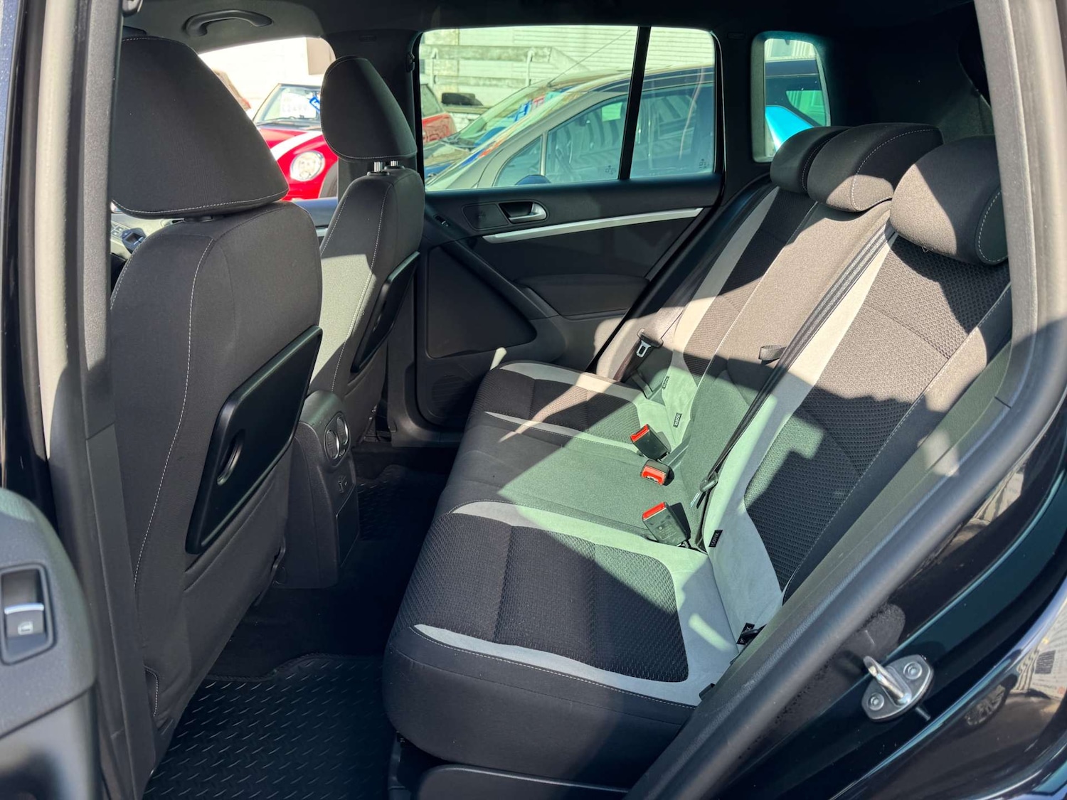 Used Volkswagen Tiguan 2015 for sale - 77717750: Photo 29