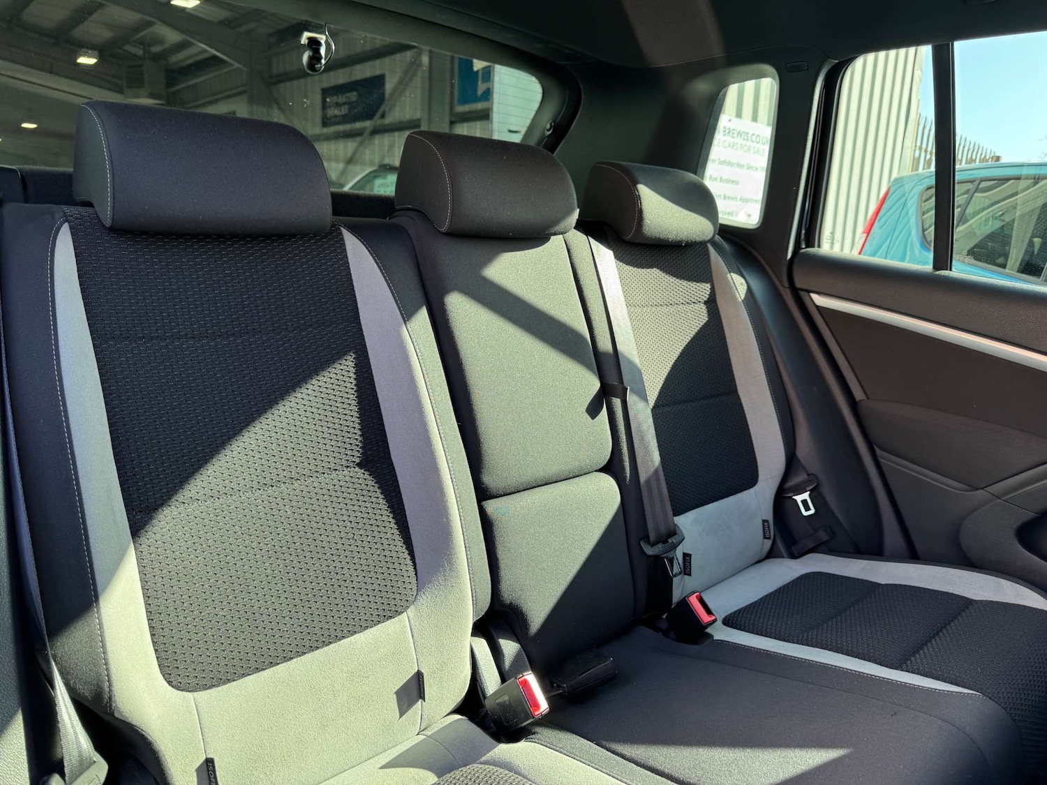 Used Volkswagen Tiguan 2015 for sale - 77717750: Photo 31