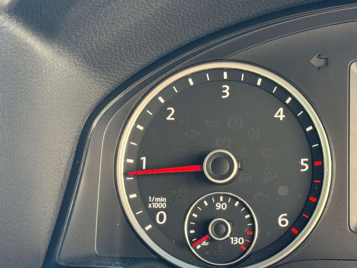 Used Volkswagen Tiguan 2015 for sale - 77717750: Photo 39