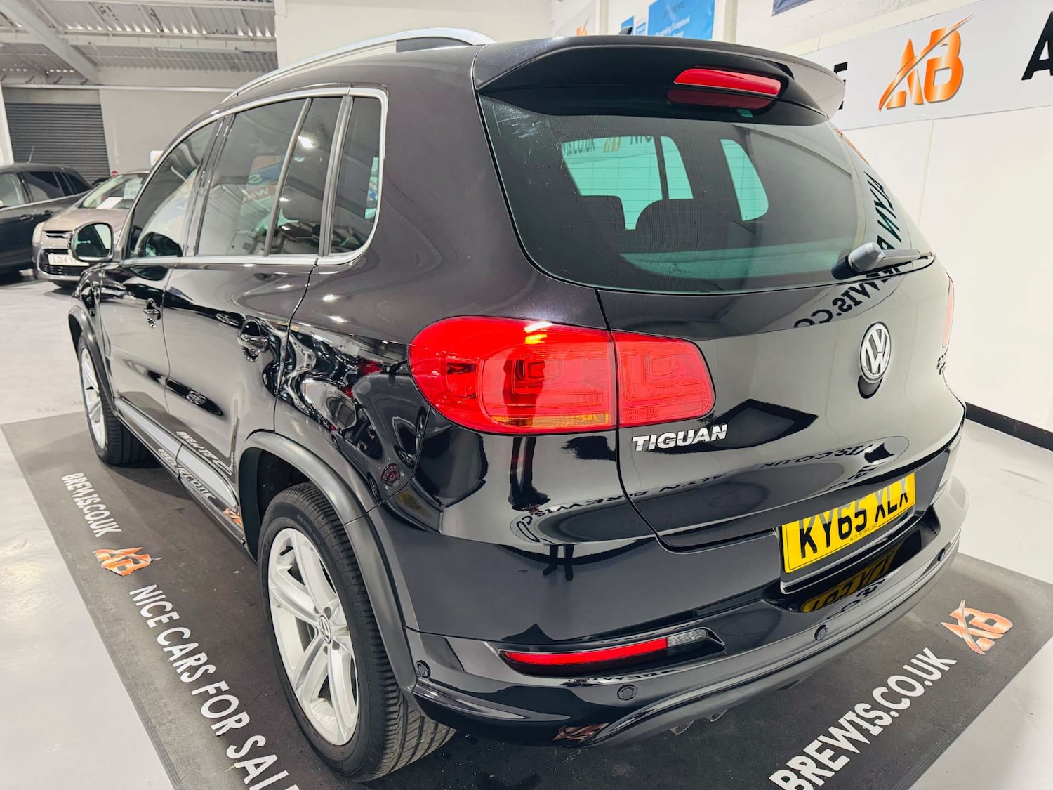 Used Volkswagen Tiguan 2015 for sale - 77717750: Photo 5