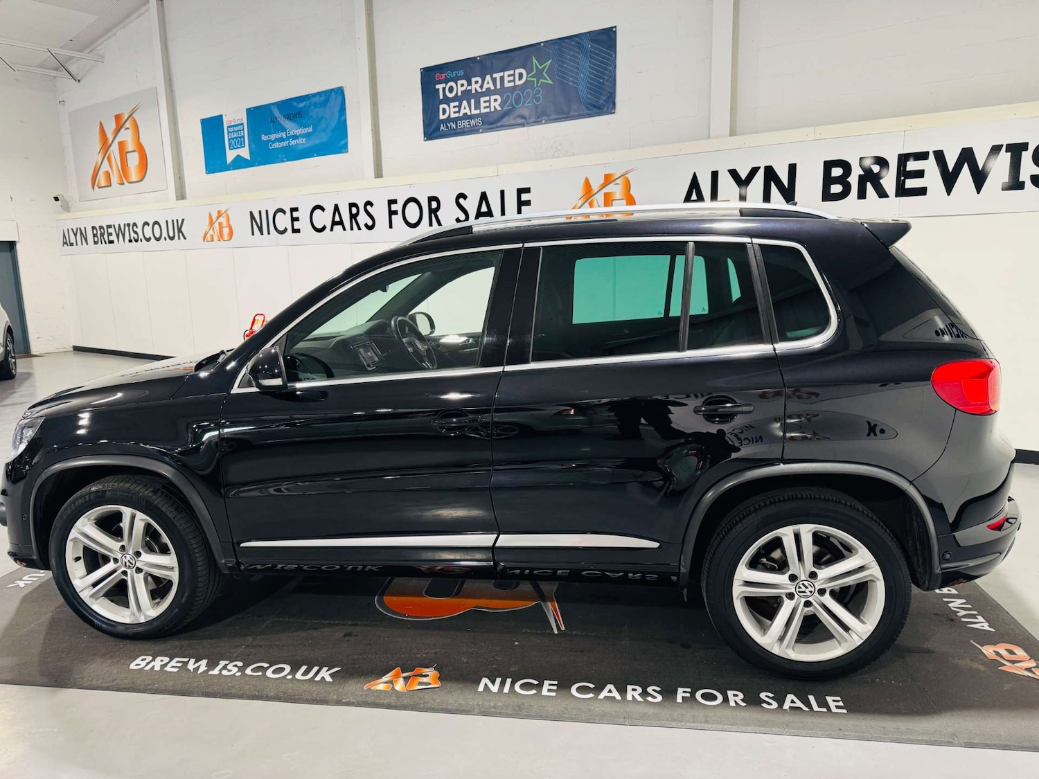 Used Volkswagen Tiguan 2015 for sale - 77717750: Photo 6
