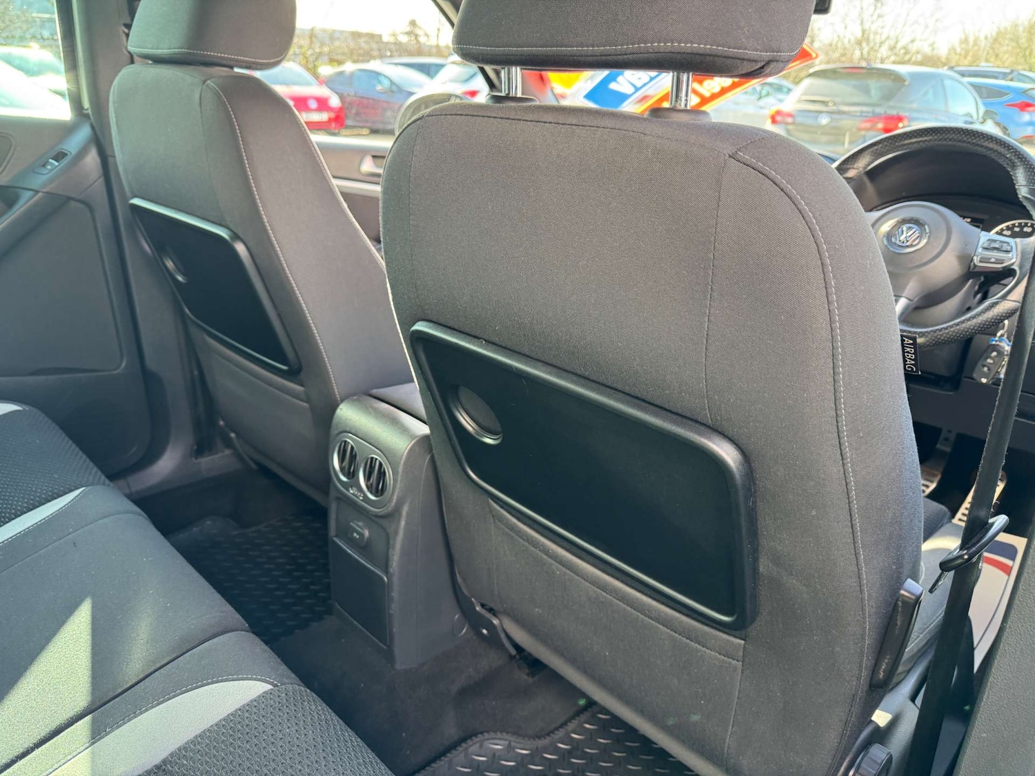 Used Volkswagen Tiguan 2015 for sale - 77717750: Photo 64