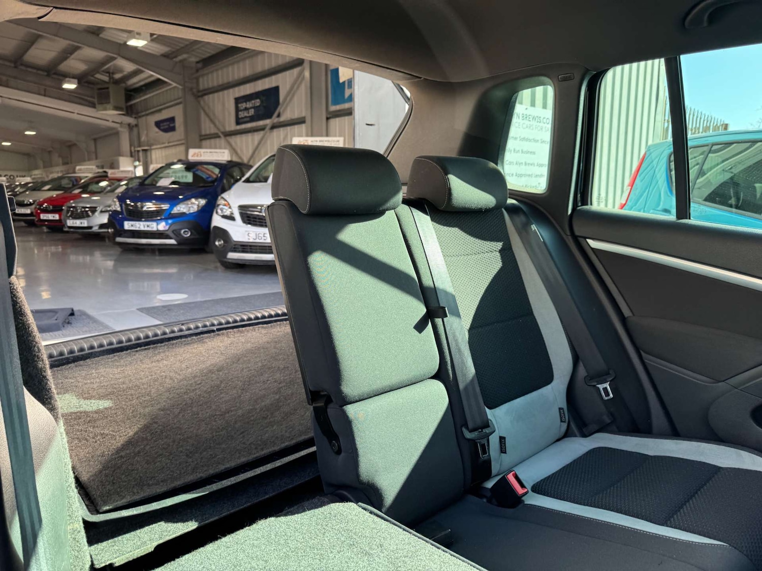 Used Volkswagen Tiguan 2015 for sale - 77717750: Photo 80