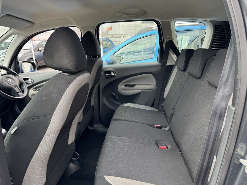 Vehicle 29