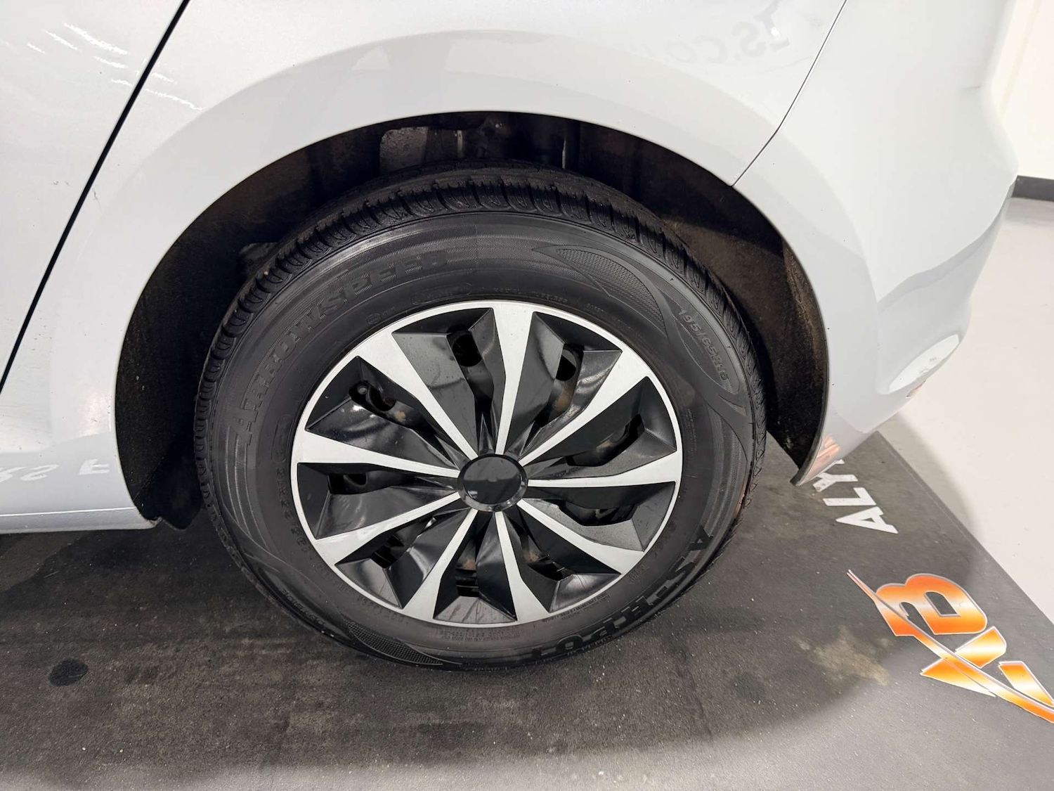 Used Volkswagen Golf 2015 for sale - 77653022: Photo 16