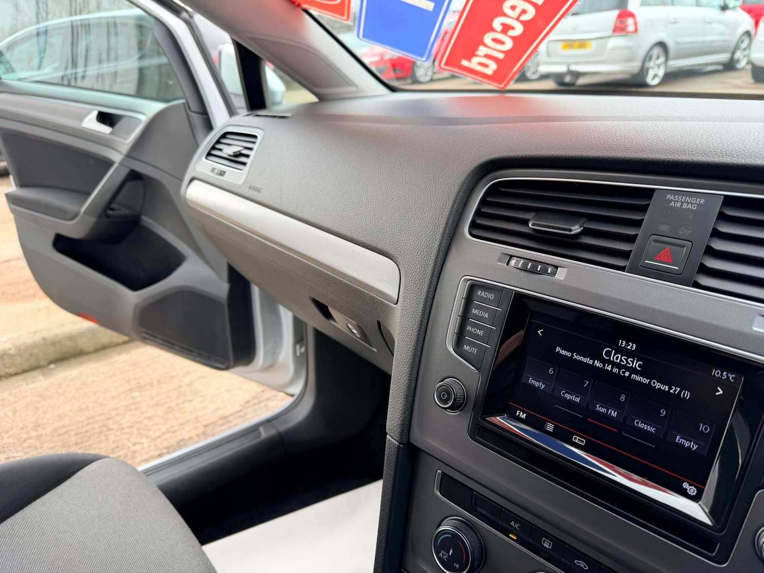 Used Volkswagen Golf 2015 for sale - 77653022: Photo 50