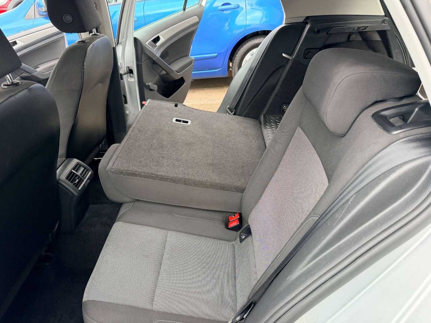 Used Volkswagen Golf 2015 for sale - 77653022: Photo 58