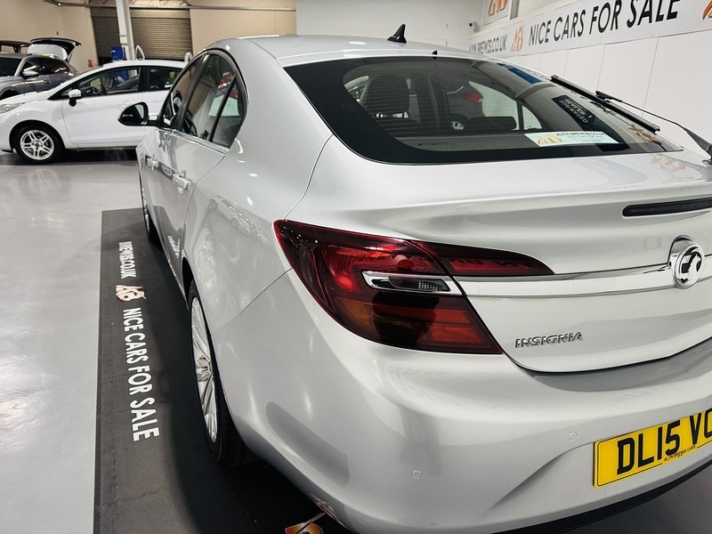 Used Vauxhall Insignia 2015 for sale - 77422893: Photo 10