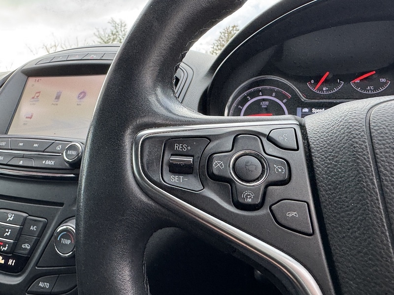Used Vauxhall Insignia 2015 for sale - 77422893: Photo 47