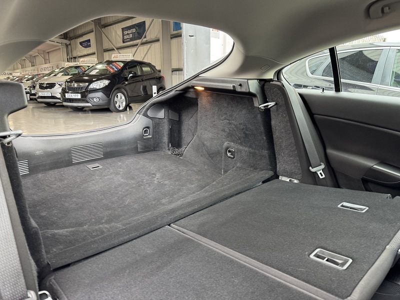 Used Vauxhall Insignia 2015 for sale - 77422893: Photo 61