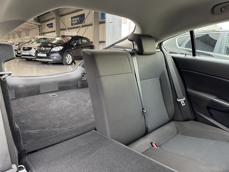 Used Vauxhall Insignia 2015 for sale - 77422893: Photo 64