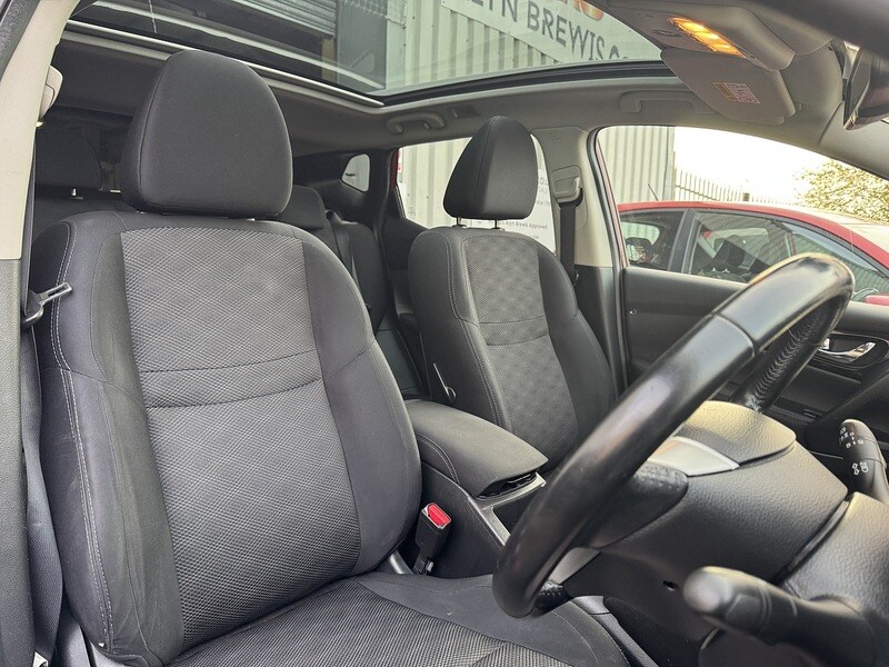 Used Nissan Qashqai for sale - 76492170: Photo 32