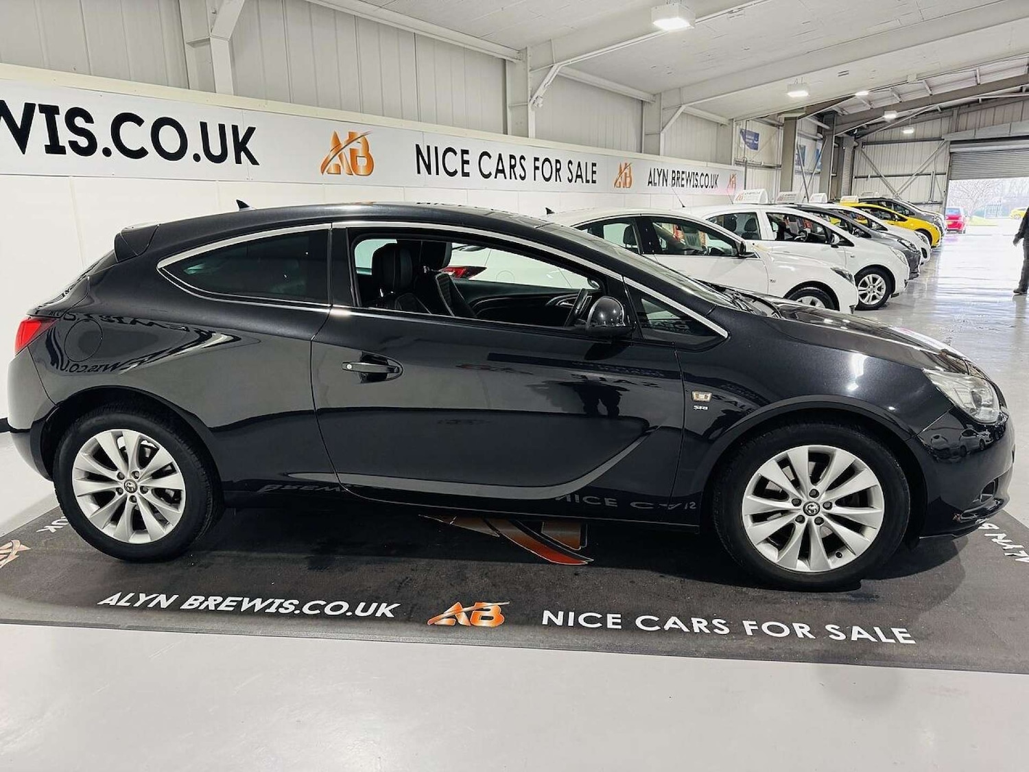 Used Vauxhall Astra GTC 2013 for sale - 77487305: Photo 3