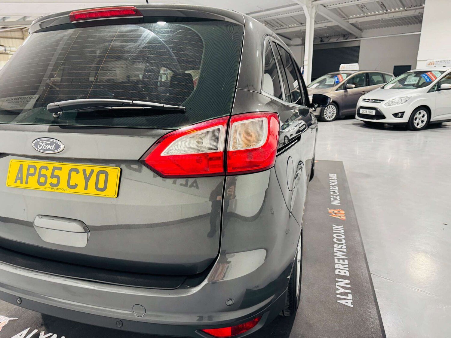 Used Ford Grand C-Max 2015 for sale - 77917717: Photo 11