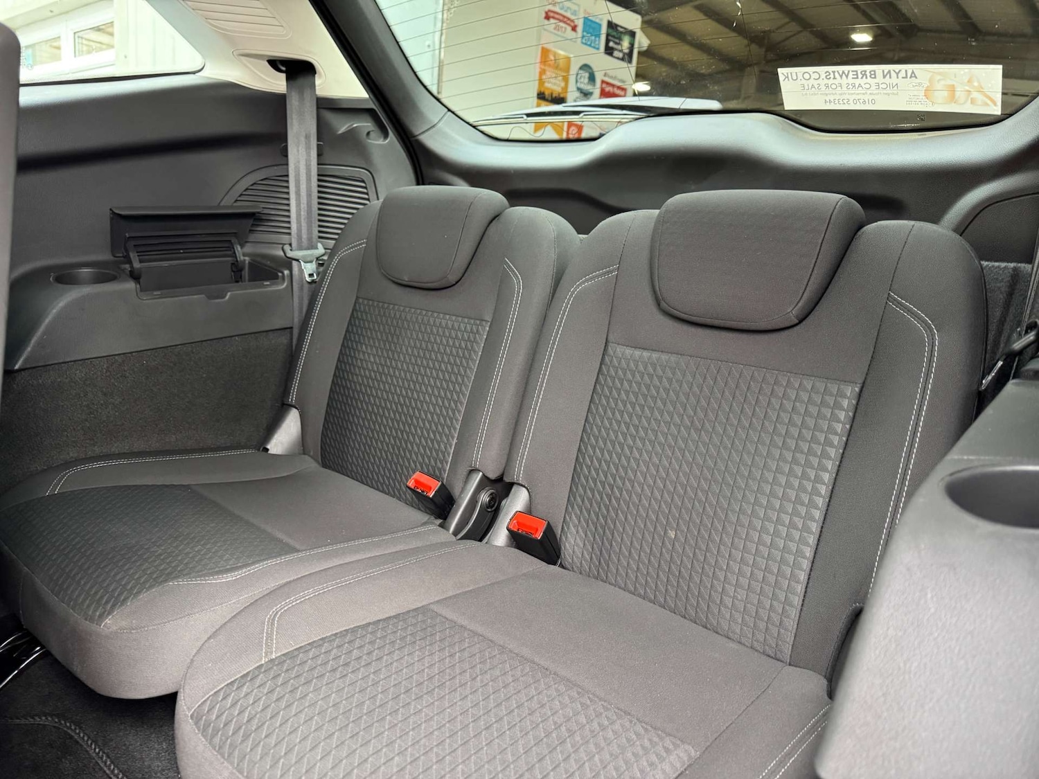 Used Ford Grand C-Max 2015 for sale - 77917717: Photo 32