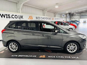 Used Ford Grand C-Max 2015 for sale - 77917717: Photo