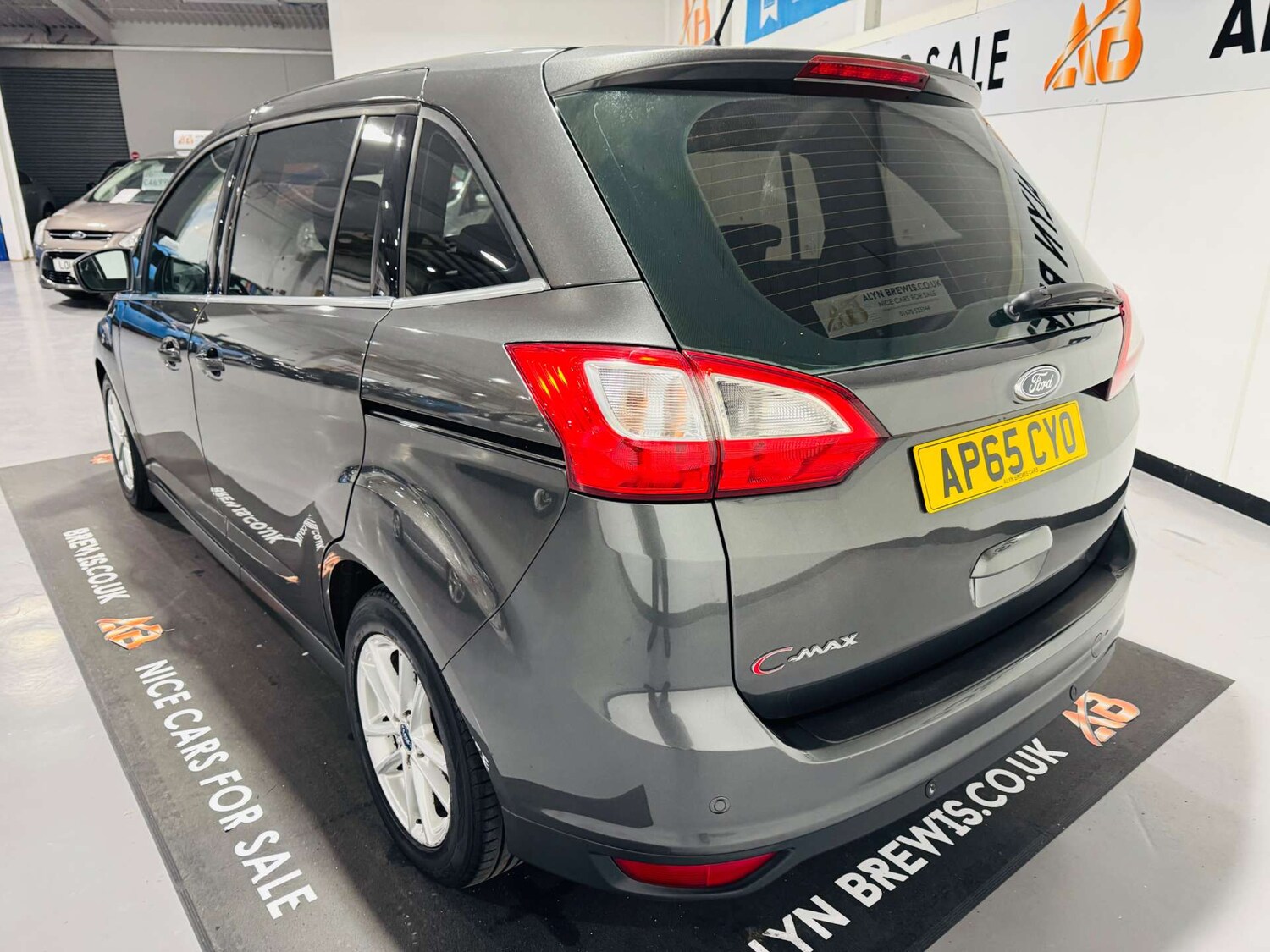 Used Ford Grand C-Max 2015 for sale - 77917717: Photo 6