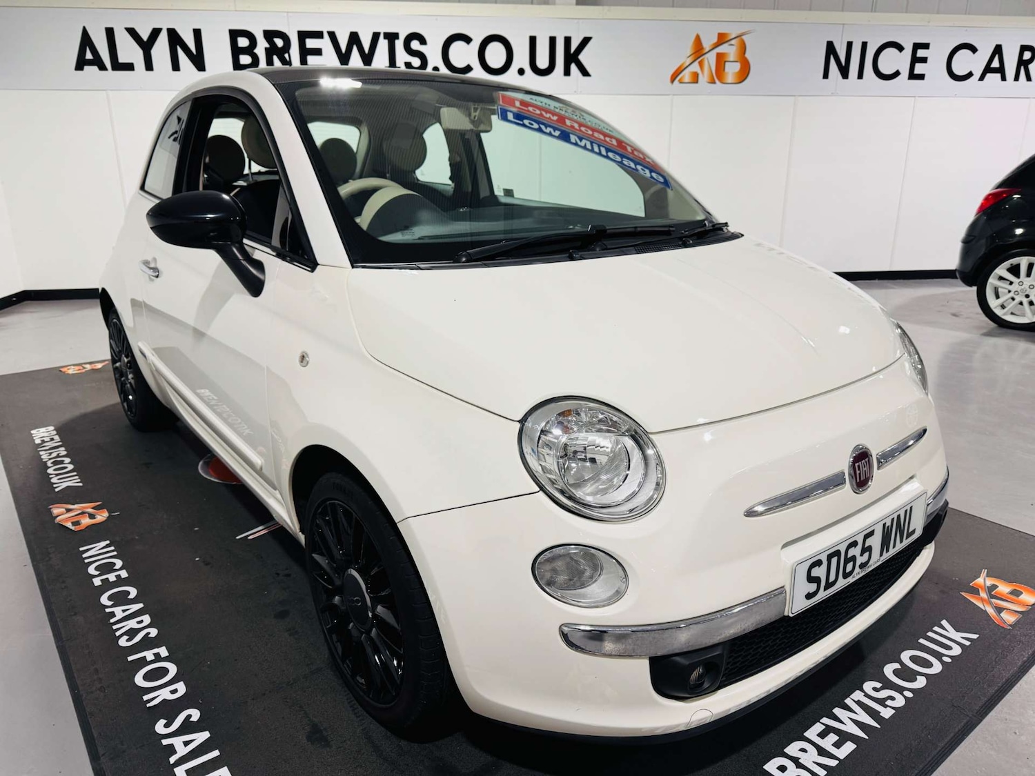 Used Fiat 500 2015 for sale - 77778171: Photo 2
