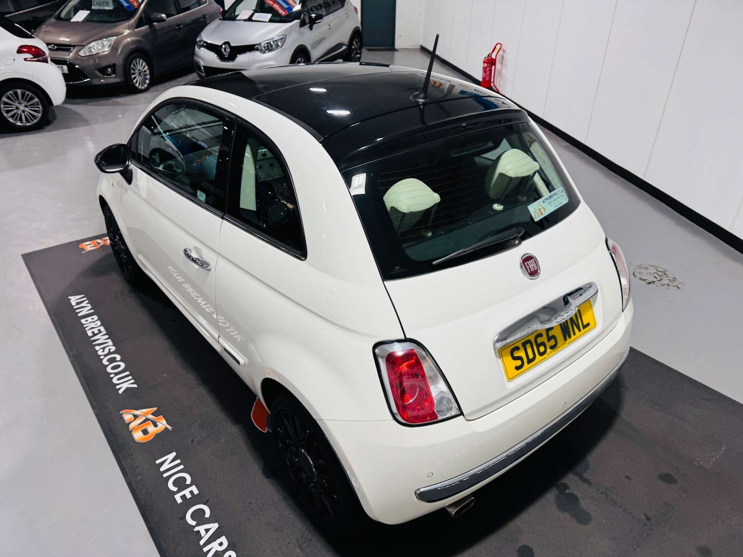 Used Fiat 500 2015 for sale - 77778171: Photo 24