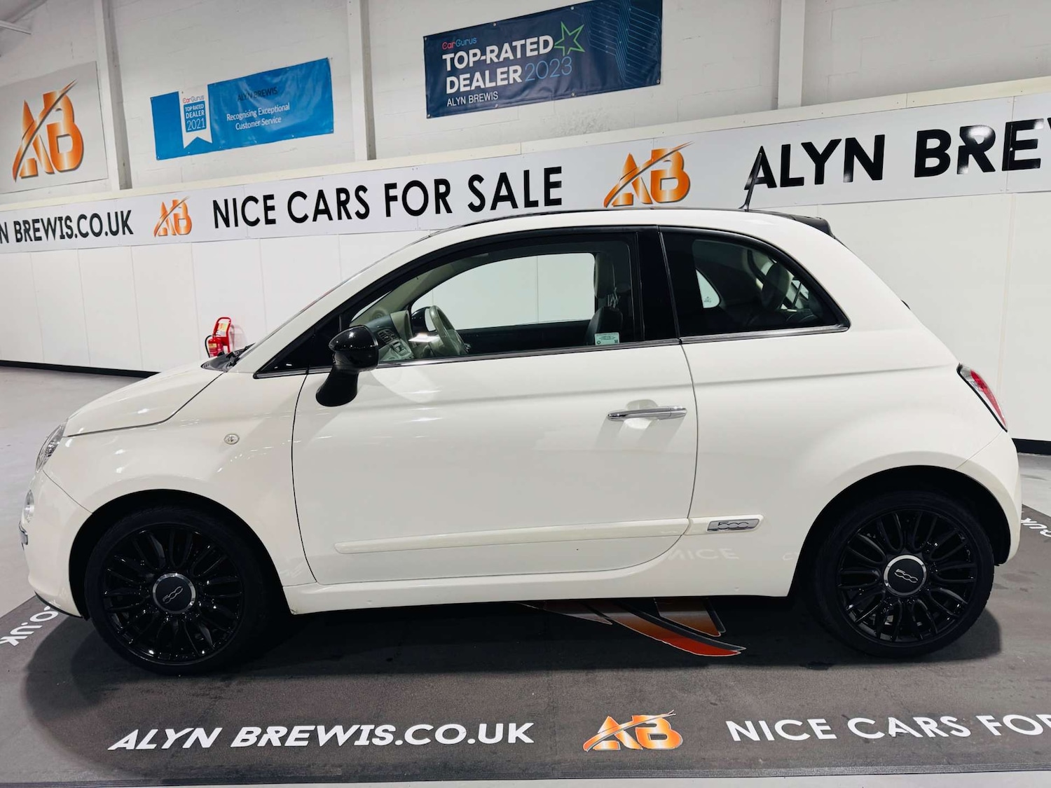 Used Fiat 500 2015 for sale - 77778171: Photo 6