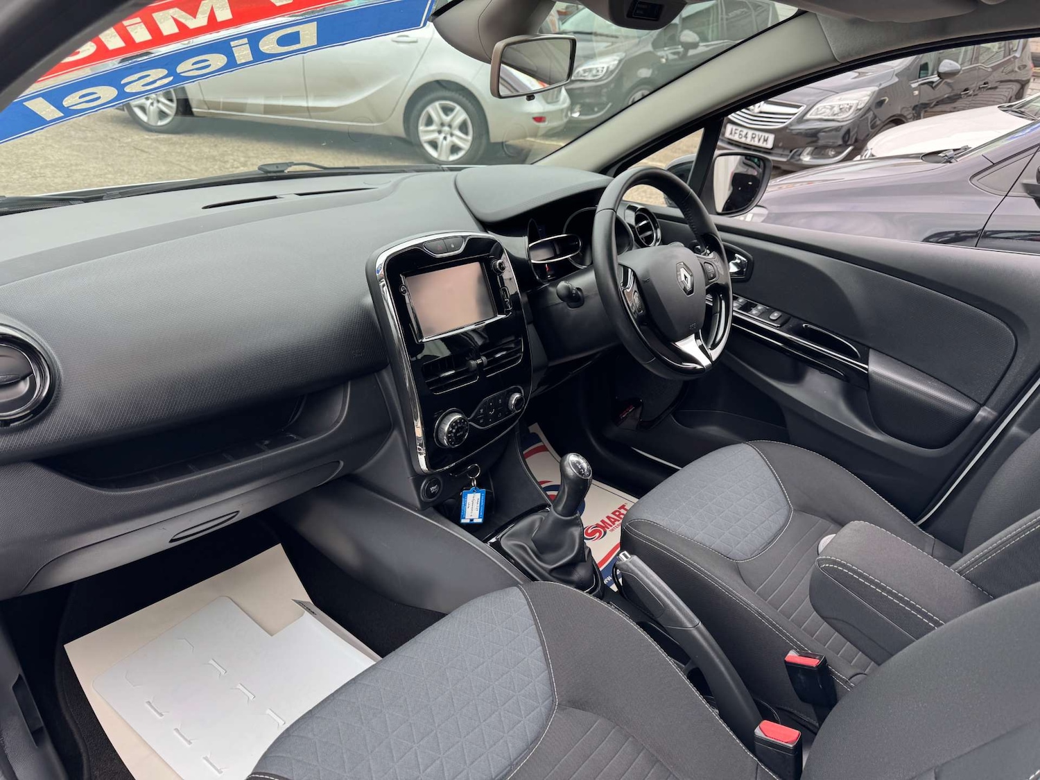 Used Renault Clio 2014 for sale - 78091335: Photo 27