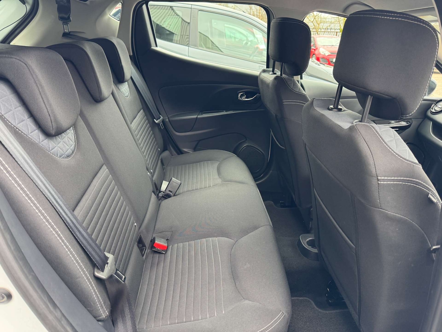 Used Renault Clio 2014 for sale - 78091335: Photo 30