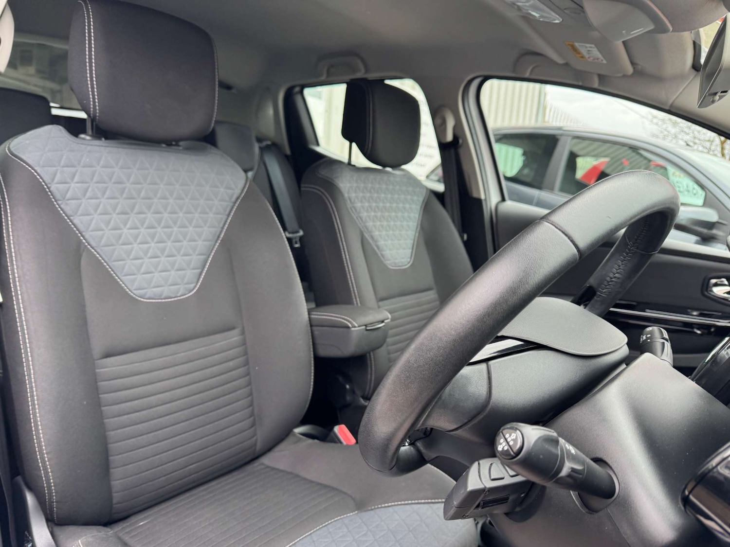 Used Renault Clio 2014 for sale - 78091335: Photo 32