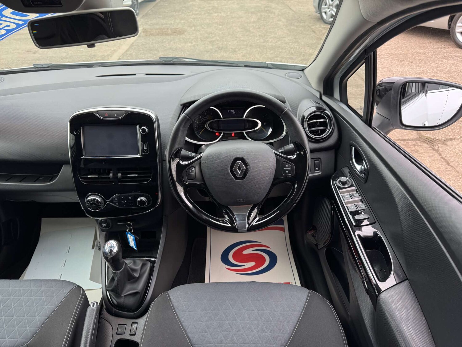 Used Renault Clio 2014 for sale - 78091335: Photo 35