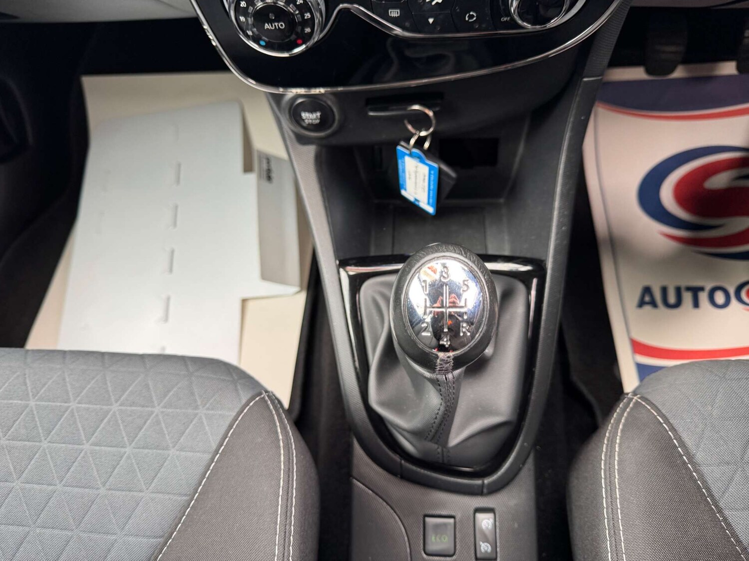 Used Renault Clio 2014 for sale - 78091335: Photo 43