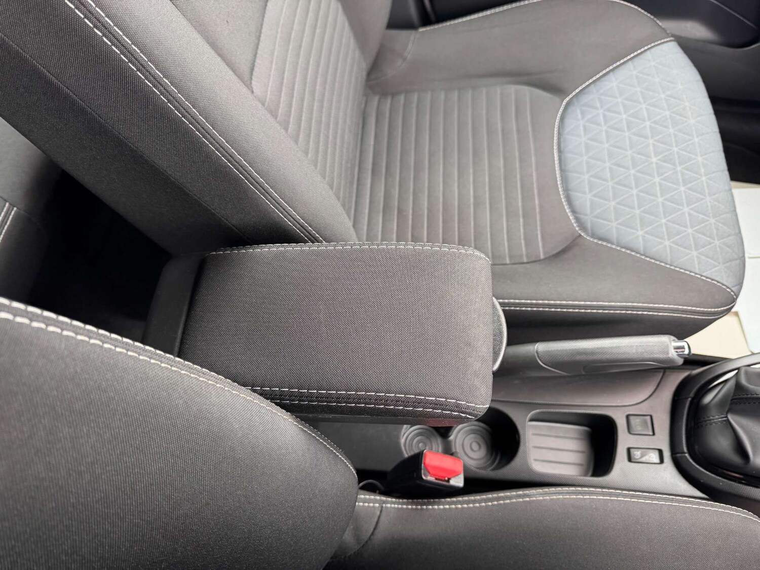 Used Renault Clio 2014 for sale - 78091335: Photo 44