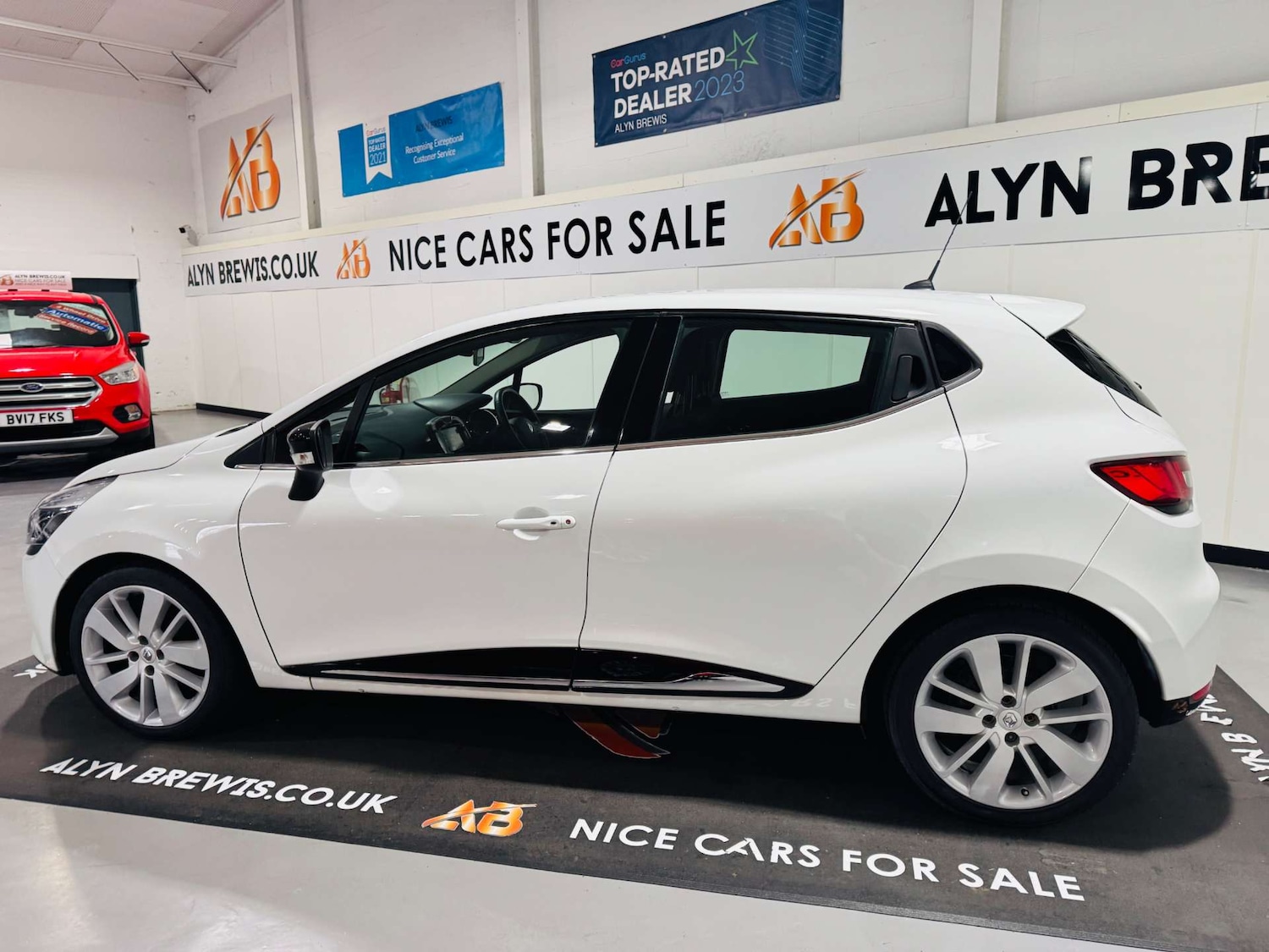 Used Renault Clio 2014 for sale - 78091335: Photo 6