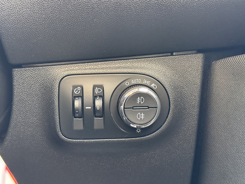 Used Vauxhall Corsa 2017 for sale - 76694342: Photo 48