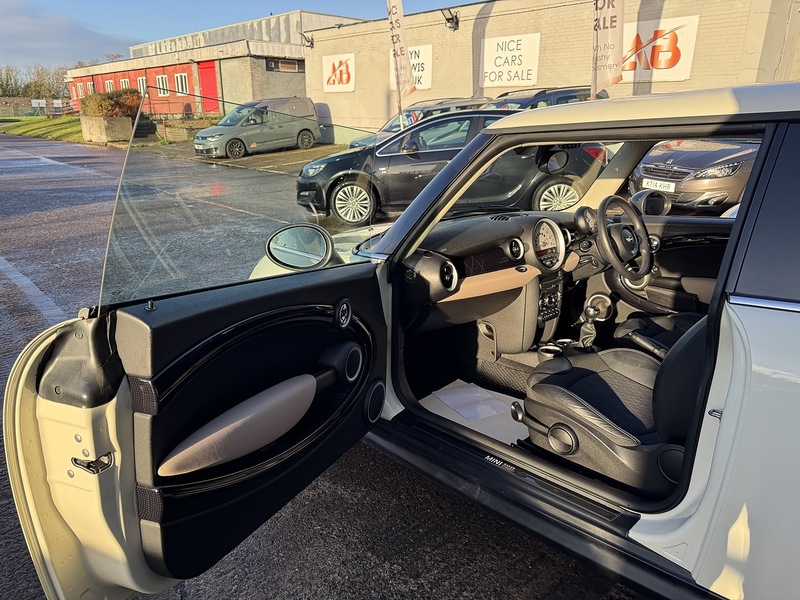 Used MINI Hatch 2013 for sale - 76686772: Photo 44