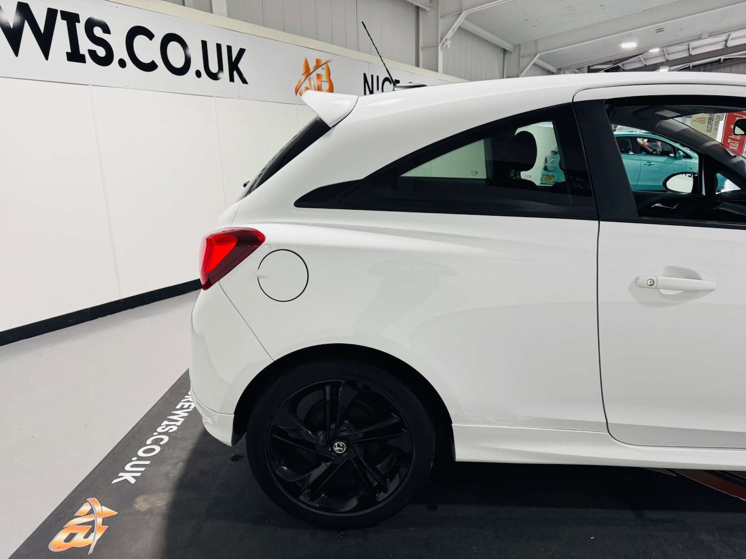 Used Vauxhall Corsa 2016 for sale - 77621891: Photo 11