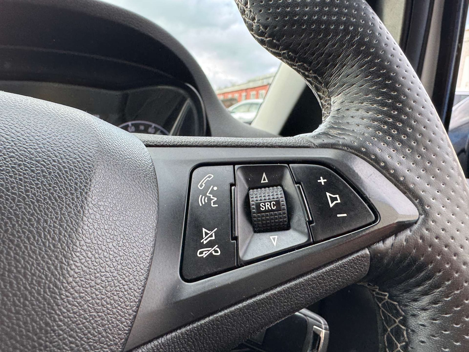 Used Vauxhall Corsa 2016 for sale - 77621891: Photo 46