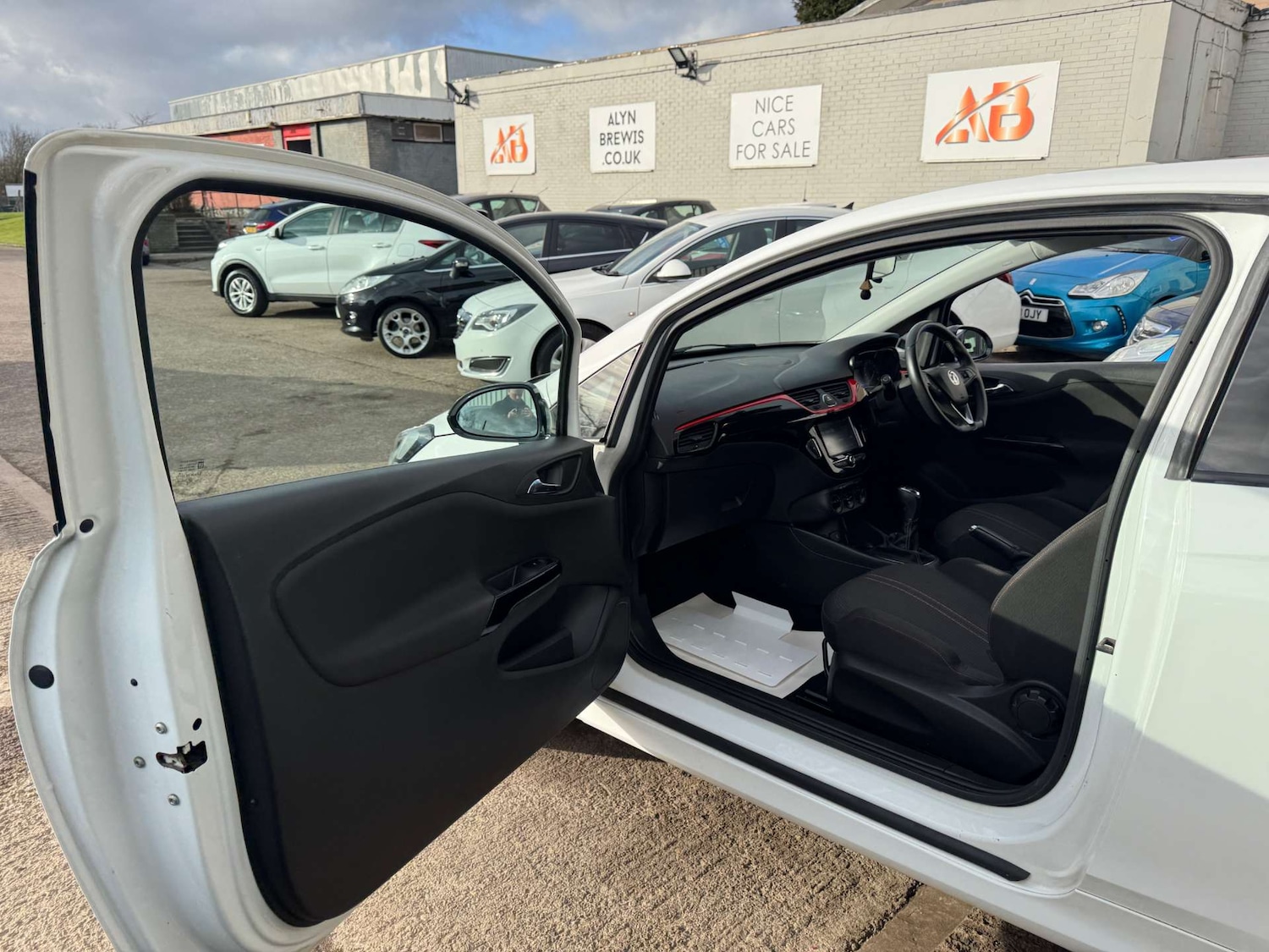 Used Vauxhall Corsa 2016 for sale - 77621891: Photo 50