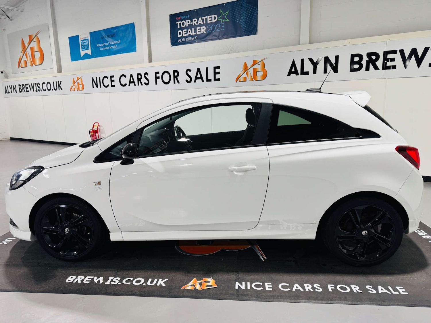 Used Vauxhall Corsa 2016 for sale - 77621891: Photo 6