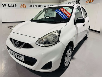 2015 - 1.2 Visia 5dr