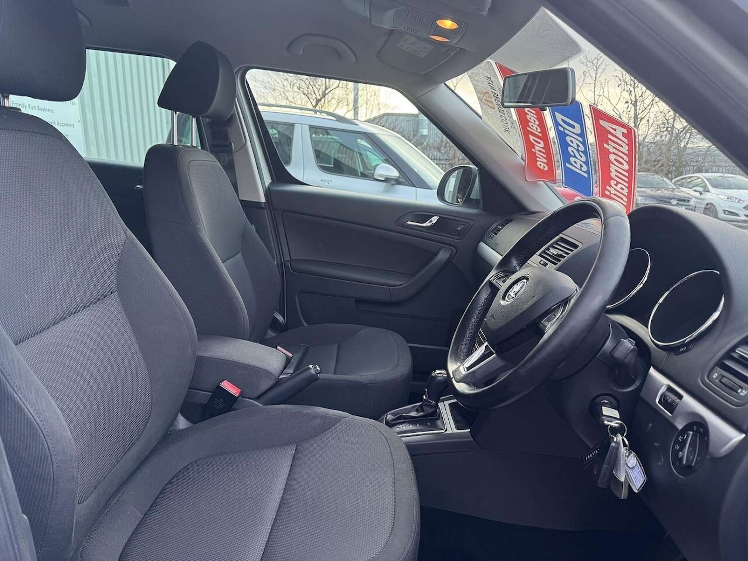 Used Skoda Yeti 2014 for sale - 77487309: Photo 35