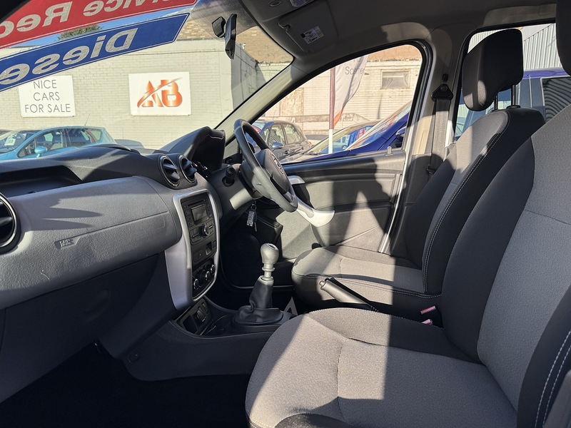 Used Dacia Duster 2015 for sale - 77168549: Photo 28