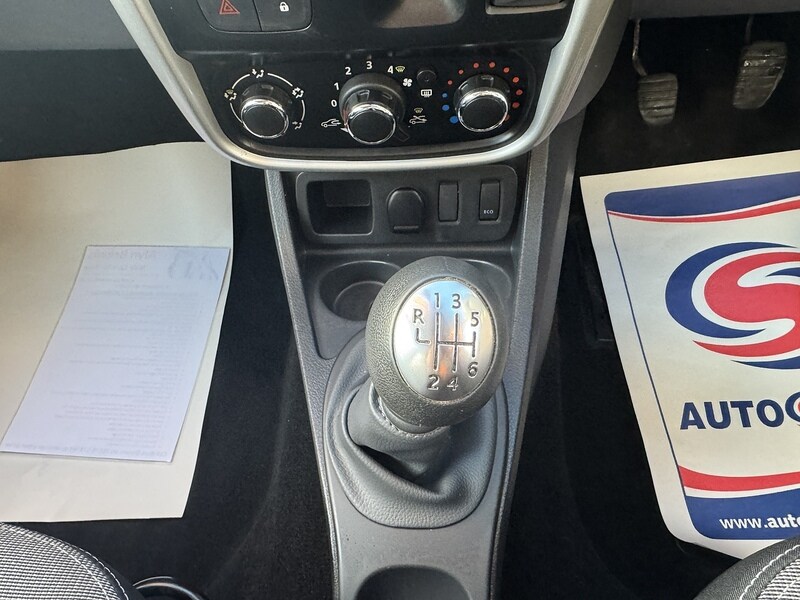 Used Dacia Duster 2015 for sale - 77168549: Photo 44