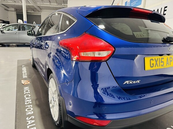 Used Ford Focus 2015 for sale - 76069255: Photo 10