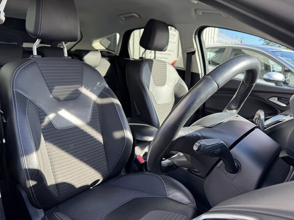 Used Ford Focus 2015 for sale - 76069255: Photo 32