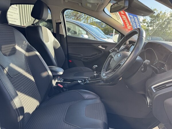 Used Ford Focus 2015 for sale - 76069255: Photo 33